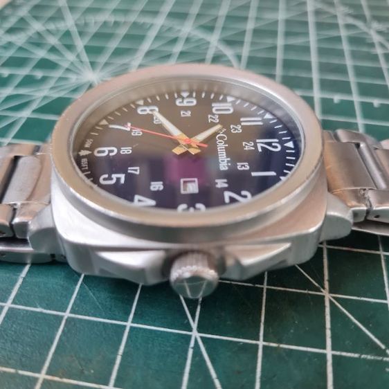 นาฬิกาสปอร์ตเรือนใหญ่ยี่ห้อ COLUMBIA ใส่เต็มข้อมือ สภาพสวย รูปที่ 5