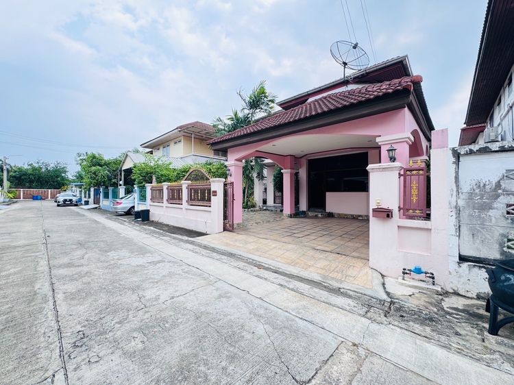 มีบางส่วน ขายบ้านเดี่ยว ติดถนนบรมราชชนนี 51 ตร.ว. หมู่บ้านพงษ์ศิริชัย 3 เดินทางสะดวกเข้าเมืองง่าย  รูปที่ 3