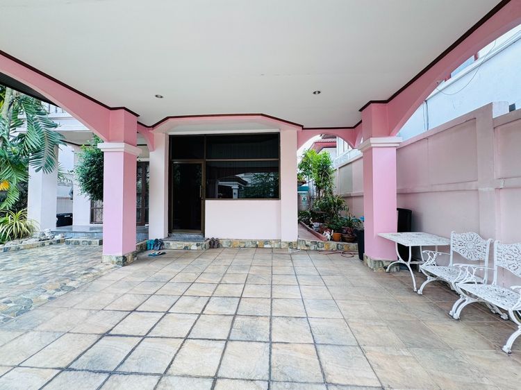 มีบางส่วน ขายบ้านเดี่ยว ติดถนนบรมราชชนนี 51 ตร.ว. หมู่บ้านพงษ์ศิริชัย 3 เดินทางสะดวกเข้าเมืองง่าย  รูปที่ 2