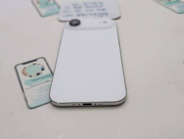 iPhone Air 256 White ศูนย์ไทย สภาพใหม่เอี่ยม อุปกรณ์ครบยกกล่อง ประกันยาว 10 เดือน รอบชาร์จ 26 รอบ สุขภาพแบต 100 เพียง 25,990 บาท ครับ รูปที่ 7