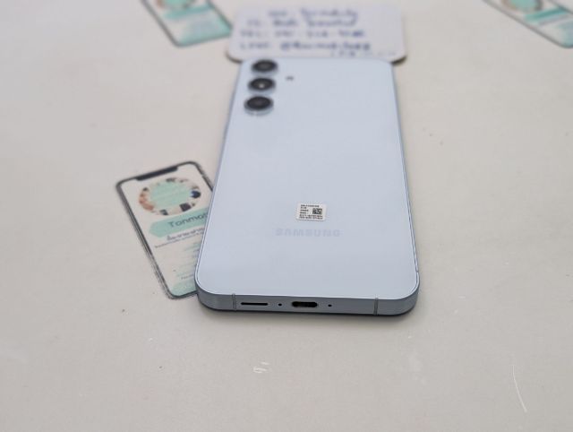ขาย เทิร์น Samsung Galaxy A55 5G 256 Gb ศูนย์ไทย สภาพสวย อุปกรณ์ครบยกกล่อง เพียง 5,990 บาท ครับ  
 รูปที่ 7