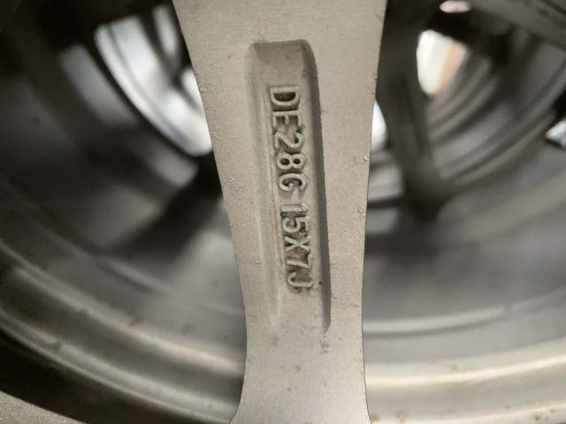 CE28 ขอบ 15 4 รู 100 พร้อมยางมิชลิน รูปที่ 10