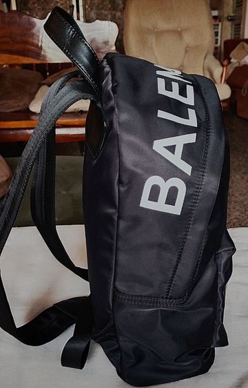Balenciaga Backpack  รูปที่ 3
