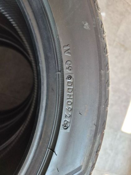 ขายยาง Bridgestone Alenza 001 ขนาด 215 55 R18 ยางใหม่ปี 26 (แถมจุ๊บลม)