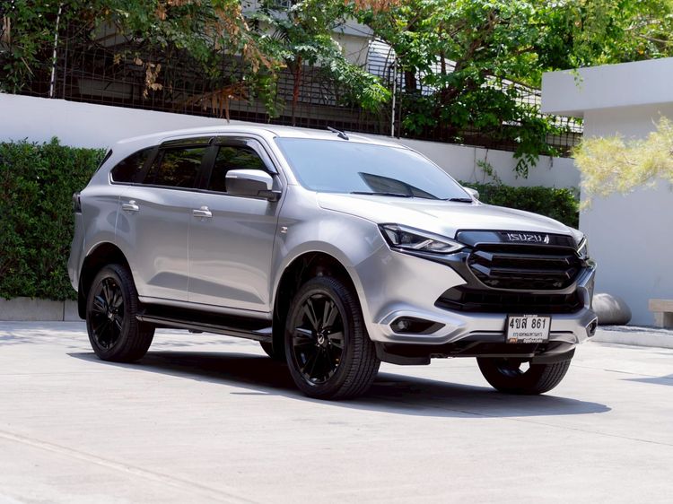 รถ Isuzu MU-X 1.9 Active 2WD สี เงิน