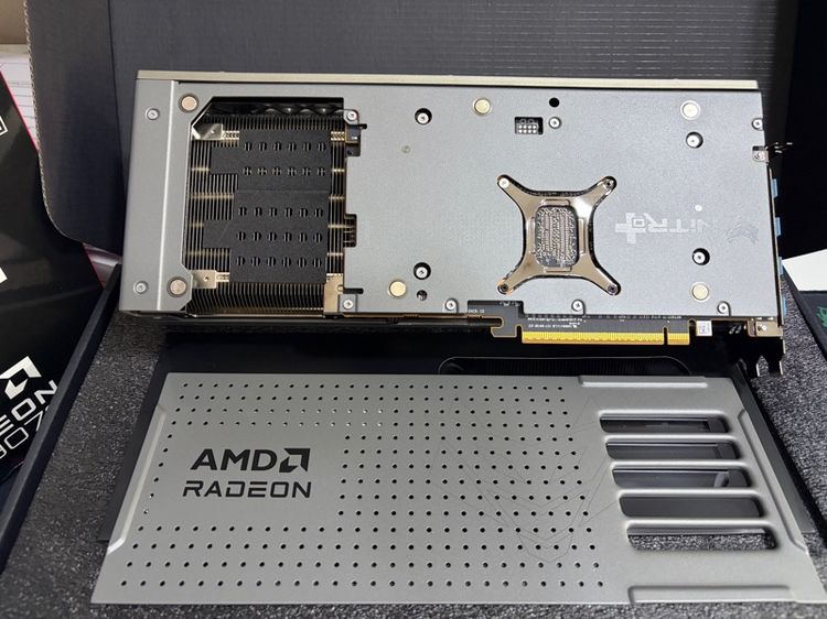 Sapphire RX9070xt nitro รูปที่ 3