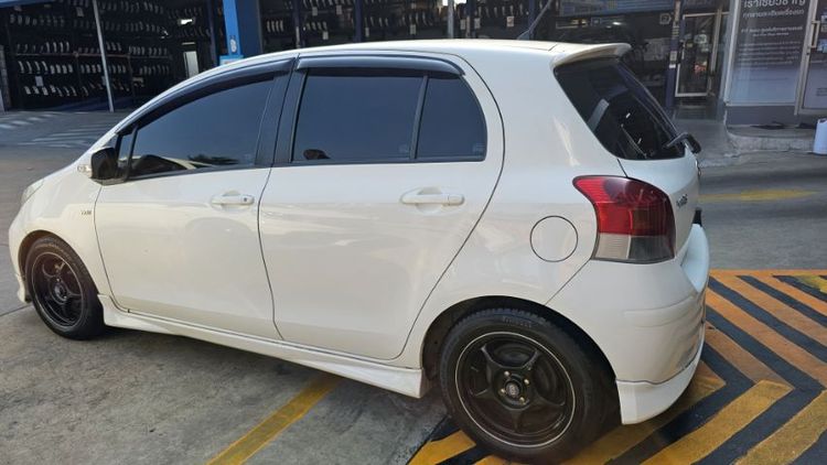 Toyota Yaris 2012 1.5 E Limited เบนซิน ไม่ติดแก๊ส เกียร์อัตโนมัติ ขาว รูปที่ 2