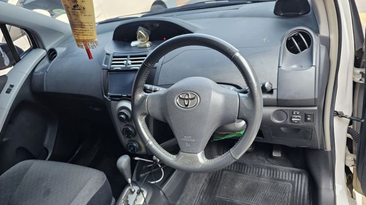 Toyota Yaris 2012 1.5 E Limited เบนซิน ไม่ติดแก๊ส เกียร์อัตโนมัติ ขาว รูปที่ 4