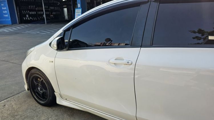 Toyota Yaris 2012 1.5 E Limited เบนซิน ไม่ติดแก๊ส เกียร์อัตโนมัติ ขาว รูปที่ 3