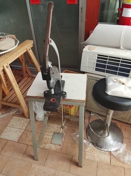 ตอกตาไก่ ( แบบคันโยก แบบเท้าเหยียบ ) รูปที่ 2