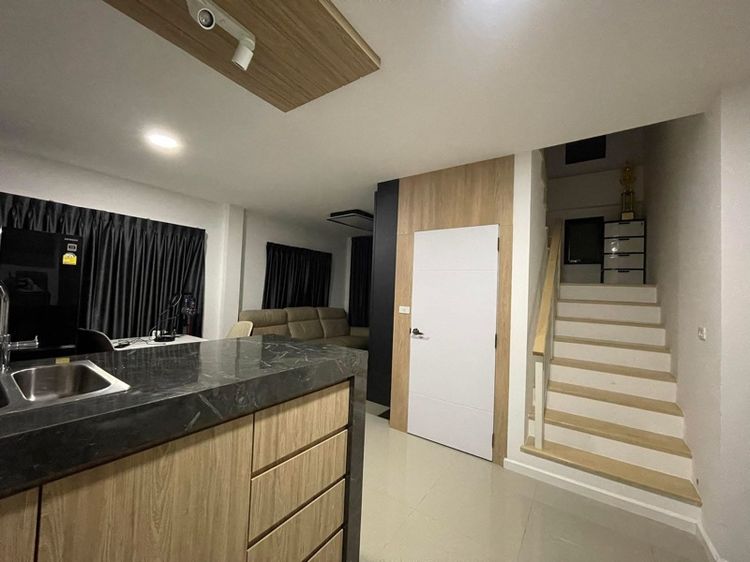 ตกแต่งครบ 2019 ขายบ้าน 4 ห้องนอน 3 ห้องน้ำ 1 ห้องรับแขก ครัวฝรั่ง รูปที่ 4