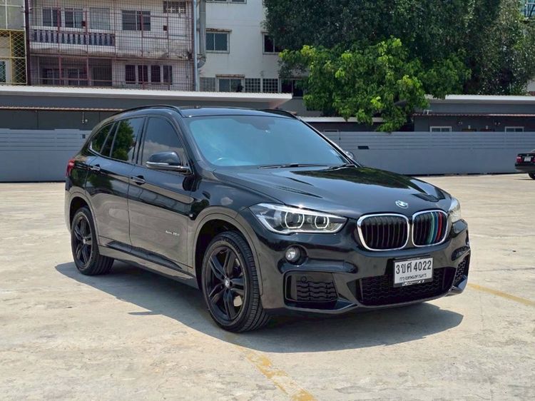 BMW X1 2018 2.0 sDrive20d M Sport ดีเซล เกียร์อัตโนมัติ ดำ รูปที่ 3