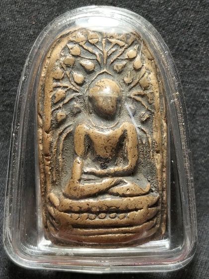 พระคงลำพูนครับ