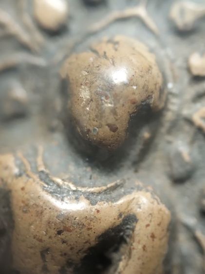 พระคงลำพูนครับ รูปที่ 3