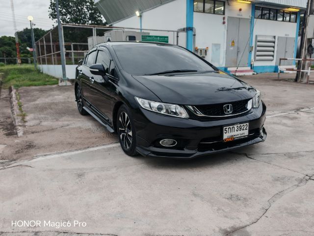 Honda Civic 2015 1.8 ES i-VTEC Sedan เบนซิน ไม่ติดแก๊ส เกียร์อัตโนมัติ ดำ