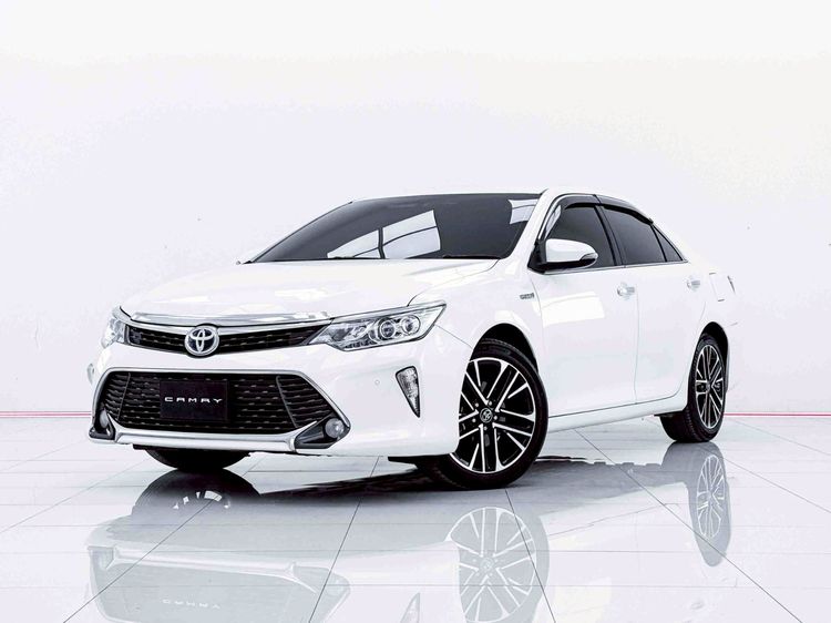 Toyota Camry 2015 2.5 HV Premium Sedan ไฮบริด ไม่ติดแก๊ส เกียร์อัตโนมัติ ขาว