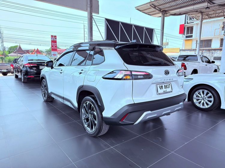 Toyota Corolla Cross 2022 1.8 Hybrid Premium Safety GR Sport Utility-car ไฮบริด ไม่ติดแก๊ส เกียร์อัตโนมัติ ขาว รูปที่ 4