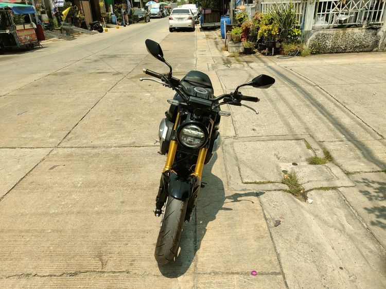 🛵ยังไงก็ขาย CB150R ปี 61 เครื่องดี สีสวย สตาร์ทมือ รถบ้านพร้อมใช้งาน เปลี่ยนน้ำมันเครื่องฟรี ส่งฟรี30กิโล รูปที่ 4