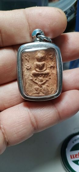 พระเนื้อดินหนุมานแบกพระพุทธ พิมพ์หลวงพ่อปาน พ่อฤษีลิงดำ รูปที่ 3