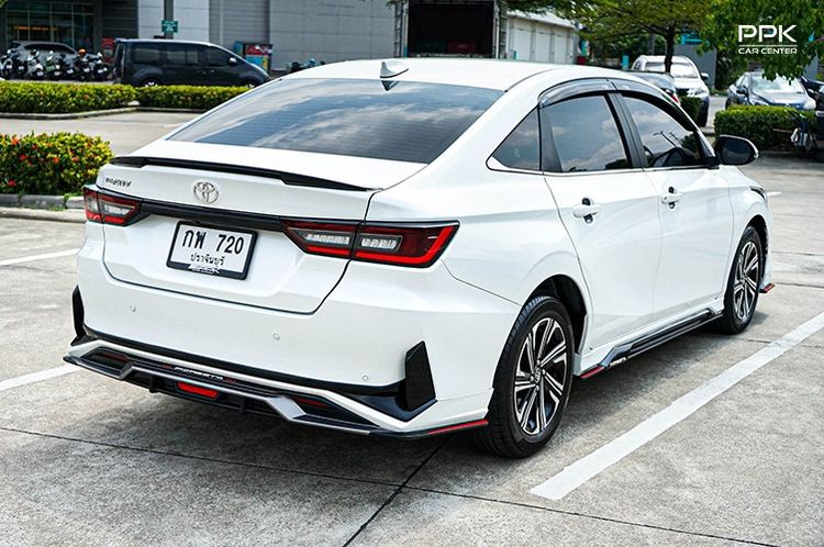 Toyota Yaris ATIV 2023 1.2 Premium Sedan เบนซิน ไม่ติดแก๊ส เกียร์อัตโนมัติ ขาว รูปที่ 4