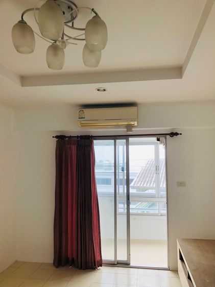 คอนโดมิเนียมคาซาเดอซานซาร่า