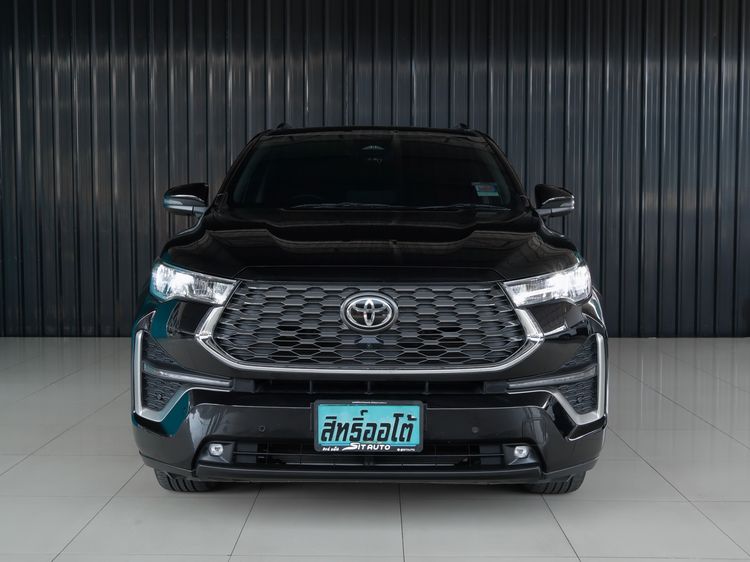 Toyota Innova 2023 2.0 Zenix HEV Premium Utility-car ไฮบริด ไม่ติดแก๊ส เกียร์อัตโนมัติ ดำ รูปที่ 2