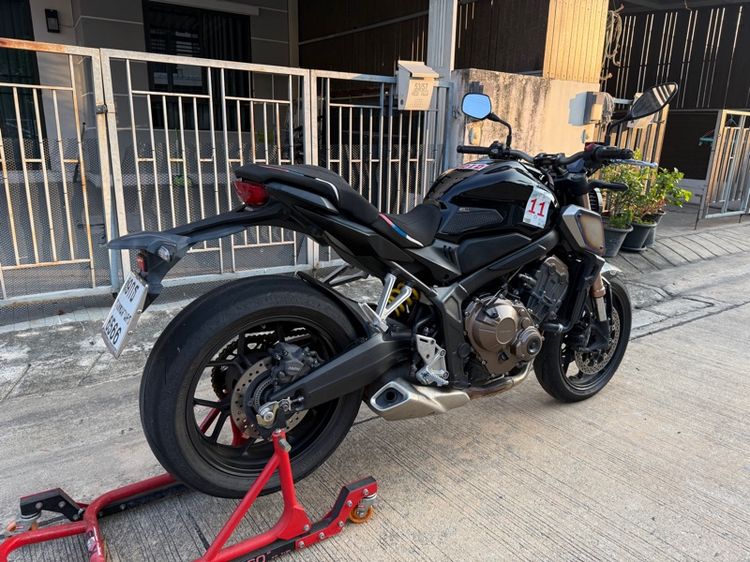Honda CB650R 2019 รถมือเดียว เจ้าของขายเอง รูปที่ 5