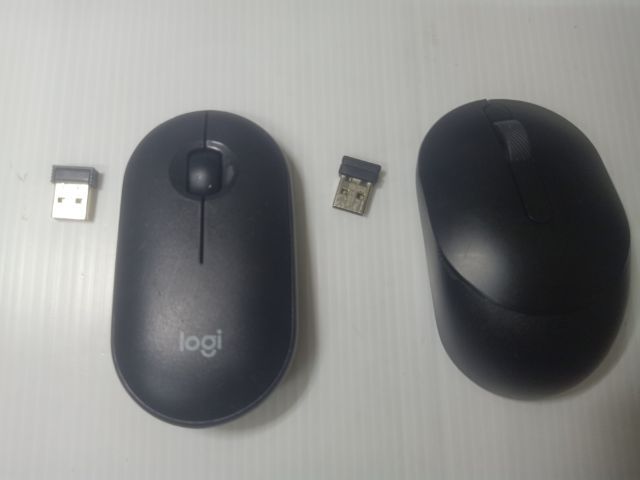 ขายเม้าส์ไร้สาย ไร้เสียง แบรนด์คุณภาพ DELL และ Logitech สภาพดีใช้งานปกติ ตัวล่ะ 350 บาทของใหม่ 740 รูปที่ 4