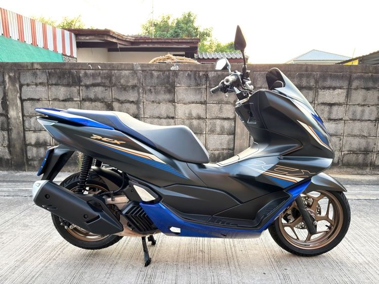 ขาย HONDA PCX 160cc ABS สีพิเศษ ปี2023 สภาพสวยมากเดิมๆ รถมือเดียว ใช้งานน้อย