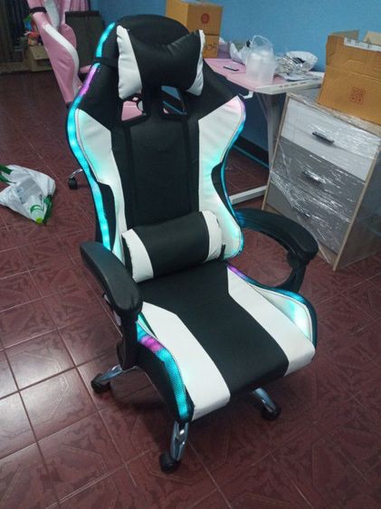 เก้าอีเกรมมิ่งมีไฟปรับรับดับไฟได้7ระดับ