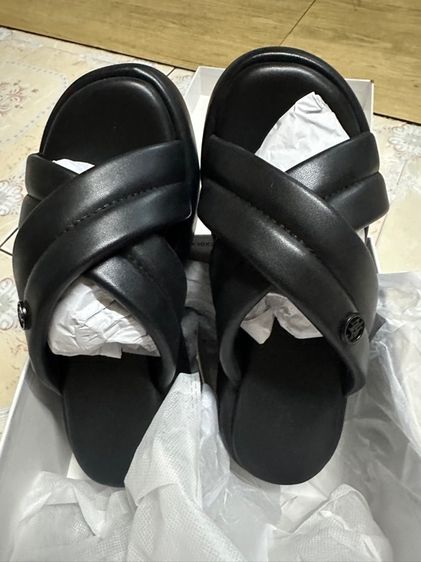 รองเท้าเตารีด รูปที่ 3