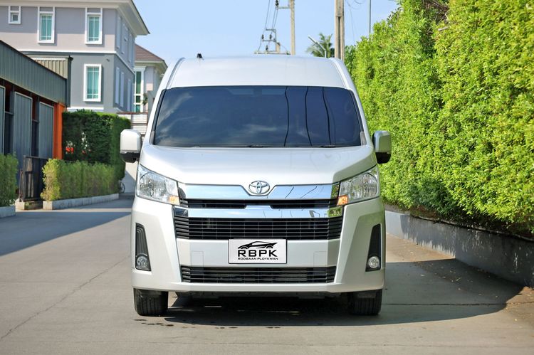 Toyota Commuter 2024 2.8 Van ดีเซล ไม่ติดแก๊ส เกียร์อัตโนมัติ เทา รูปที่ 3