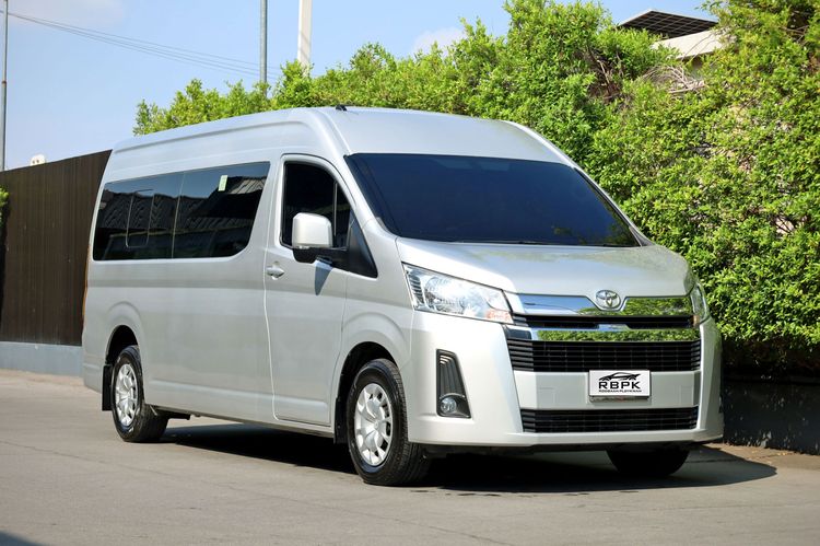 Toyota Commuter 2024 2.8 Van ดีเซล ไม่ติดแก๊ส เกียร์อัตโนมัติ เทา รูปที่ 4