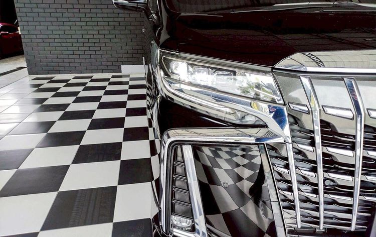Toyota Alphard 2023 2.5 SC เบนซิน ดำ รูปที่ 2