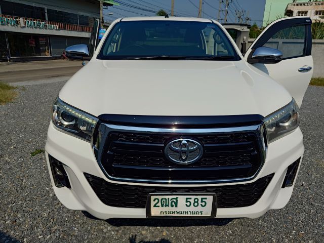 Toyota Hilux Revo 2019 2.4 E Prerunner Pickup ดีเซล ไม่ติดแก๊ส เกียร์ธรรมดา ขาว รูปที่ 2