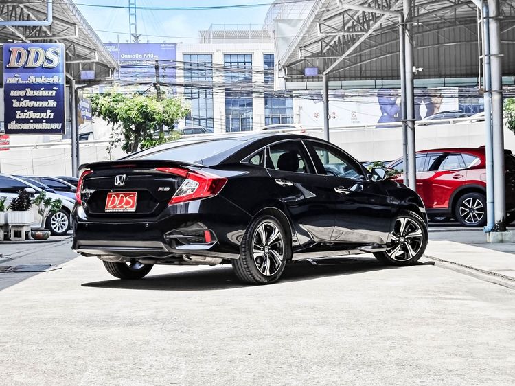 Honda Civic 2017 1.5 Turbo RS Sedan เบนซิน เกียร์อัตโนมัติ ดำ รูปที่ 2