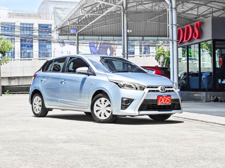 Toyota Yaris 2017 1.2 E Sedan เบนซิน เกียร์อัตโนมัติ ฟ้า รูปที่ 4