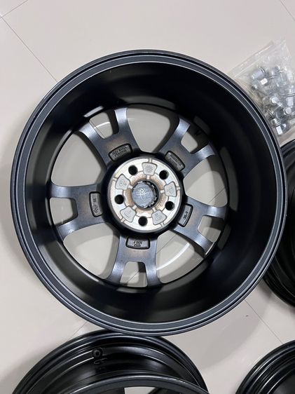 ล้อ toyota revo gr ตัวเตี้ย ขอบ 17 ครับ รูปที่ 7