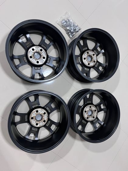 ล้อ toyota revo gr ตัวเตี้ย ขอบ 17 ครับ รูปที่ 6