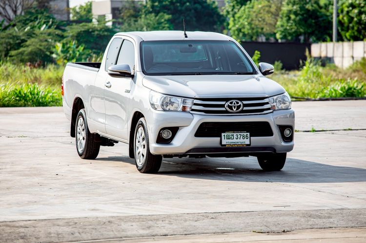 รถ Toyota Hilux Revo 2.4 J Plus สี เทา