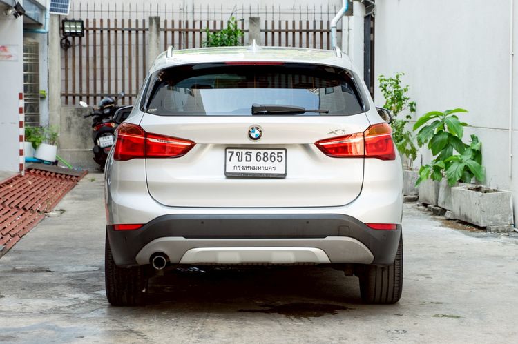 BMW X1 2016 2.0 sDrive18d xLine Utility-car ดีเซล ไม่ติดแก๊ส เกียร์อัตโนมัติ บรอนซ์เงิน รูปที่ 4