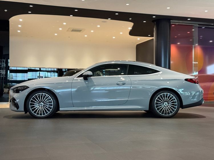 Mercedes-Benz CLE-Class 2025 CLE 300 Sedan เบนซิน ไม่ติดแก๊ส เกียร์อัตโนมัติ เทา รูปที่ 4