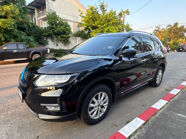 Nissan X-Trail 2019 2.0 V Hybrid 4WD Utility-car ไฮบริด ไม่ติดแก๊ส เกียร์อัตโนมัติ ดำ รูปที่ 4