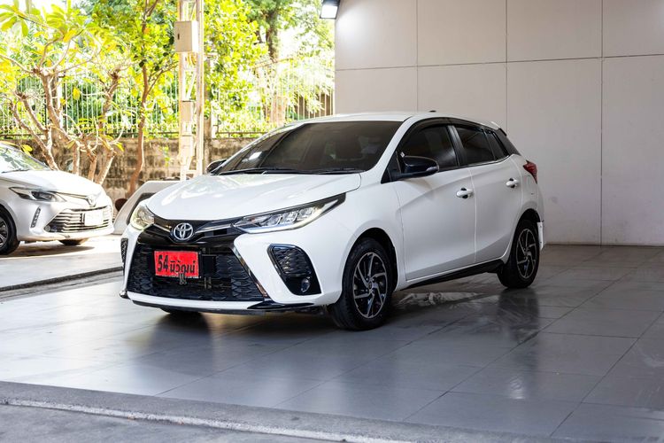 Toyota Yaris 2022 1.2 Sport Sedan เบนซิน ไม่ติดแก๊ส เกียร์อัตโนมัติ ขาว รูปที่ 3
