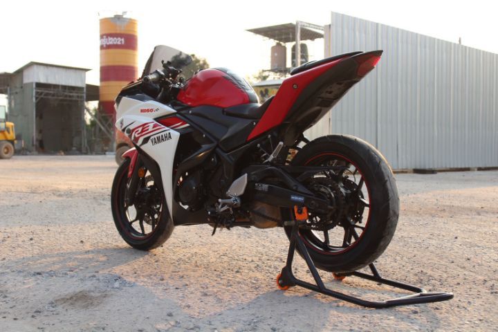 2015 Yamaha YZF-R3