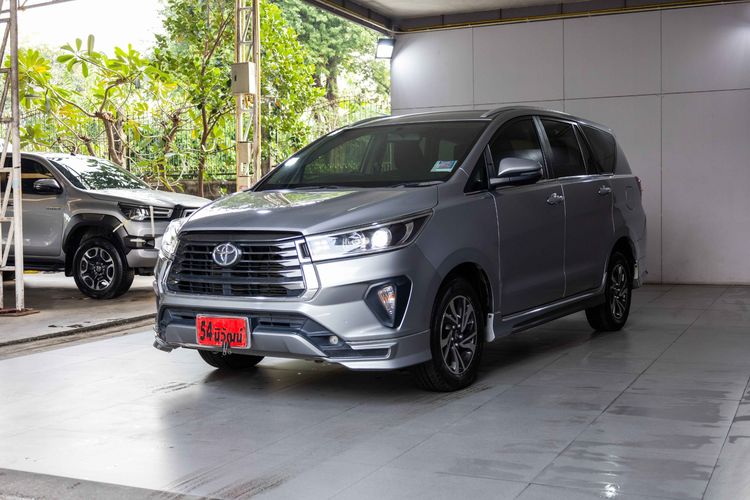 Toyota Innova 2021 2.8 Crysta Utility-car ดีเซล ไม่ติดแก๊ส เกียร์อัตโนมัติ เงิน รูปที่ 3