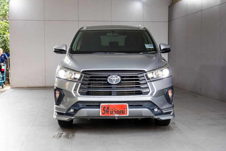 Toyota Innova 2021 2.8 Crysta Utility-car ดีเซล ไม่ติดแก๊ส เกียร์อัตโนมัติ เงิน รูปที่ 2