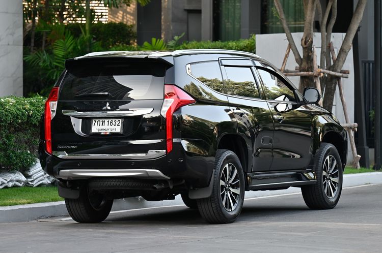 Mitsubishi Pajero Sport 2018 2.4 GT Premium Utility-car ดีเซล ไม่ติดแก๊ส เกียร์อัตโนมัติ ดำ รูปที่ 4