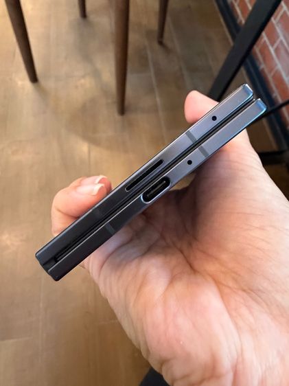 Samsung galaxy fold 7 256 gb jet black ครบกล่อง รูปที่ 4