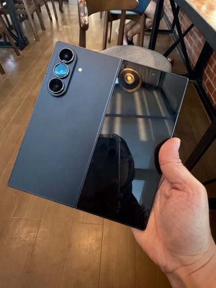 Samsung galaxy fold 7 256 gb jet black ครบกล่อง รูปที่ 2